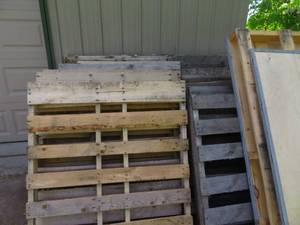 HUGE LOT OF PALLETS.