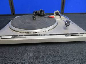 TECHNIC QUARTZ TURNTABLE