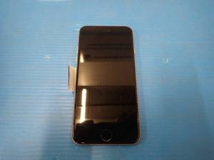 Apple&nbspiPhone 6s A1633  16GB of Storage  Carrier Unlocked  no charger