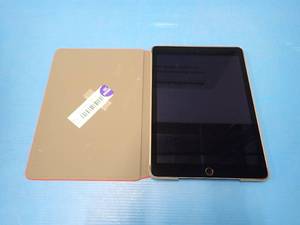 Apple&nbspiPad Air 2nd Gen A1566  64GB of storage  Wifi Model  includes case and charger