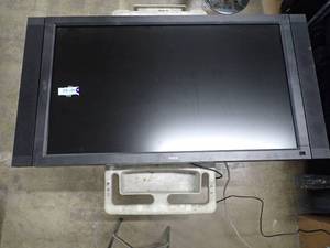 NEC&nbspMultiSync LCD4215 TV  42 1366 x 768 resolution screen  includes power cable  no remote