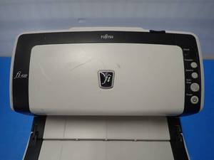 Fujitsu&nbspfi-6240 PA03540-B505 Scanner  NO HDScanner TypeDuplexColor Depth24 bitOptical Resolution600 dpi