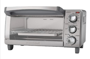 lot 21 image: BLACKDECKER 4-Slice Stainless Steel Toaster Oven