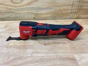lot 10 image: MILWAUKEE M18 18-Volt Lithium-Ion Cordless Oscillating Multi-Tool (Tool-Only)