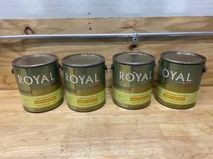lot 103 image: PREMIUM Royal Lot of 4 Gallons of-  Latex House  Trim Paint & Primer in One (High Hiding White)