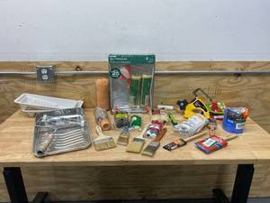 lot 59 image: Lot of Various Painting Supplies