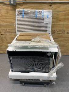 lot 63 image: LG ELECTRONICS 24,500 BTU 230-Volt Window Air Conditioner with Remote in White