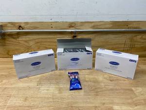 lot 84 image: NOXZEMA Lot of 3 Cases of- Ultra Sensitive Triple Blade Razors (12 packages per case- 2 razors per package)