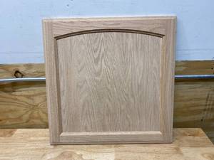 lot 92 image: Unfinished Cabinet Door (22 x 22)