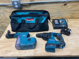 lot 124 image: MAKITA LXRH01 18V Rotary Hammer, w HEPA Dust Extractor Attachment DX01 Vacuum with Charger, Battery and Bag