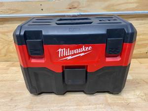 lot 128 image: MILWAUKEE M18 18-Volt 2 Gal. Lithium-Ion Cordless WetDry Vacuum (Tool-Only)