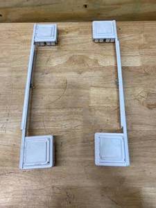 lot 132 image: RICHELIEU HARDWARE 1-14 in. White Caster with 1200 lbs. Load Rating