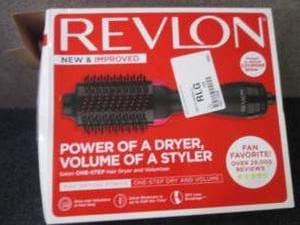 Revlon One-Step Hair Dryer and Volu...