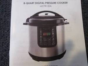 MegaChef 8 Quart Digital Pressure C...