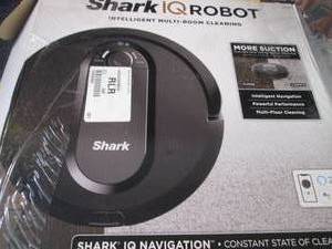 Shark ION R87 Robot Vacuum with Wi-...