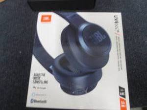 JBL Live 660NC Wireless Noise-Cance...