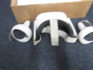 Oculus Quest 2 256GB VR Gaming Head...