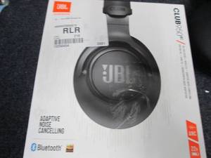 JBL Club 950NC Over-the-Ear Noise-C...