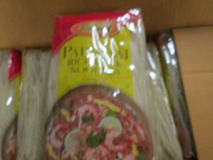 case of 30 roland pad thai rice noo...