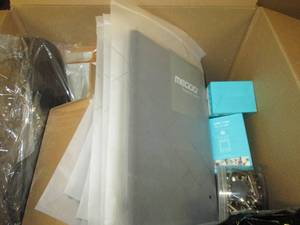 box of full hd web cams , mouse pad...