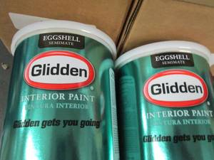 2 quarts of glidden interior paint ...