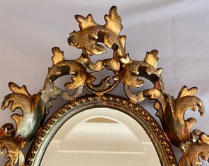 lot 32 image: Gorgeous Vintage Ornate Gold Framed Mirror