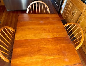 lot 61 image: Petite Kitchen Table with Leaves and 4 Chairs