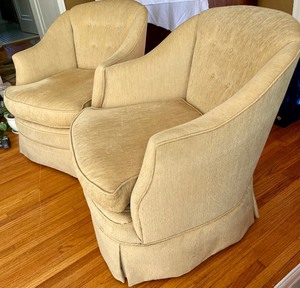 lot 63 image: Pair of Vintage Upholstered Chairs by Kurimay Interiors