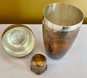 lot 80 image: Maruei Company Sterling Silver 999 Cocktail Shaker