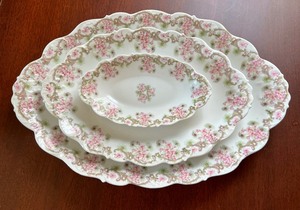 lot 106 image: Vintage Limoges China Dishes