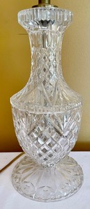 lot 156 image: Classy Cut Glass Table Lamp