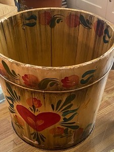 lot 179 image: Vintage Painted Wooden Bucket