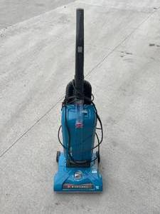 Hoover Wind Tunnel Vacuum Cleaner