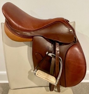 Stunning Saddle by HDR of France