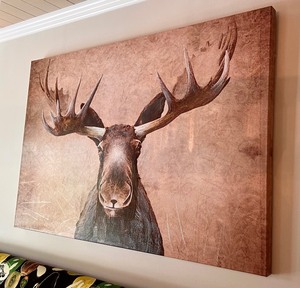 Large and Bold Moose Print