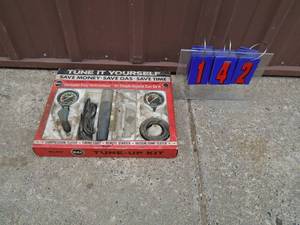 Rac tune up kit. Missing starter button. As shown.
