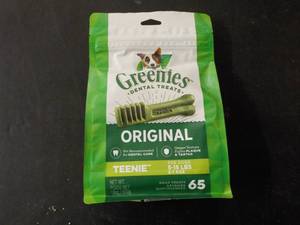 lot 55 image: Case of 6 - 18 oz Bags Greenies Den...