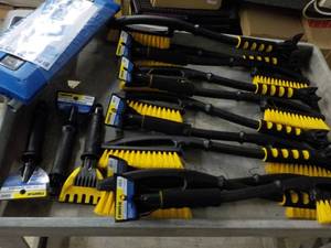 lot 99 image: 11 RainX Snow Brushes, 3 Ice Scrape...