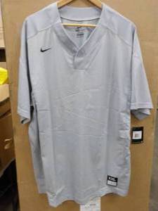 lot 155 image: 7 NIKE Grey Dri Fit size Mens XXL...