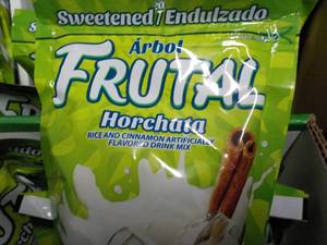 lot 220 image: 8 - 14.1 oz Arbol Frutal Horchato D...