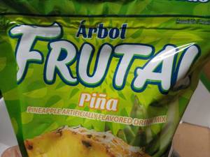 lot 225 image: 9 - 14.1 oz Arbol Frutal Pina Drink...