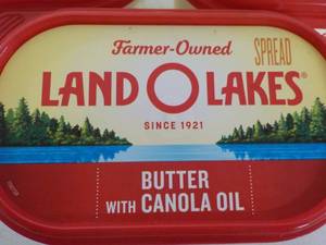 lot 269 image: 3 - 24 oz Tubs Land O Lakes Butter ...