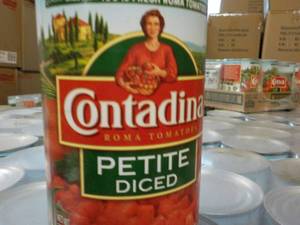 lot 313 image: 2 - 12 Packs 14.5 oz Cans Contadina...