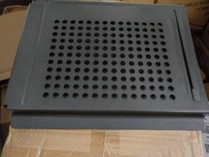 lot 358 image: Case of 8 Metal Expandable Grill To...