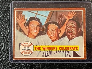 lot 22 image: 1962 Topps World Series The Winners Celebrate Card #237