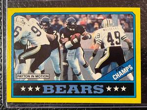 lot 72 image: 1986 Topps Chicago Bears Team Walter Payton Card #9