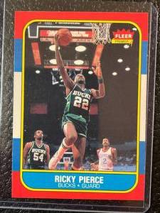 lot 126 image: 1986 Fleer Ricky Pierce Rookie Card #87