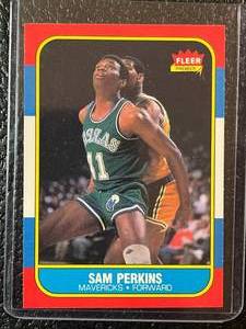 lot 132 image: 1986 Fleer Sam Perkins Rookie Card #86