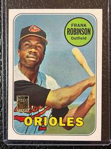 lot 143 image: 2000 Topps 1969 Frank Robinson #250 Reprint Card #12 of 50