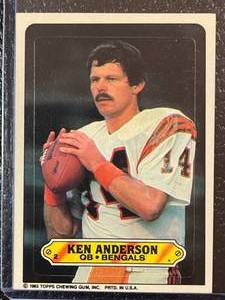 lot 150 image: 1983 Topps Ken Anderson Sticker #2